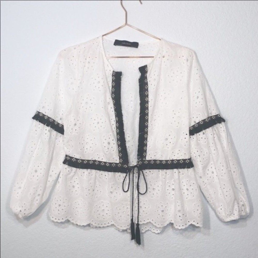 Zara White Laser Cut Front Tie Fringe Top 20A